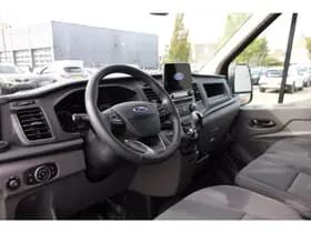 Ford Transit thumbnail 10