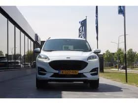 Ford Kuga thumbnail 2