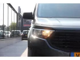 Ford Transit thumbnail 9