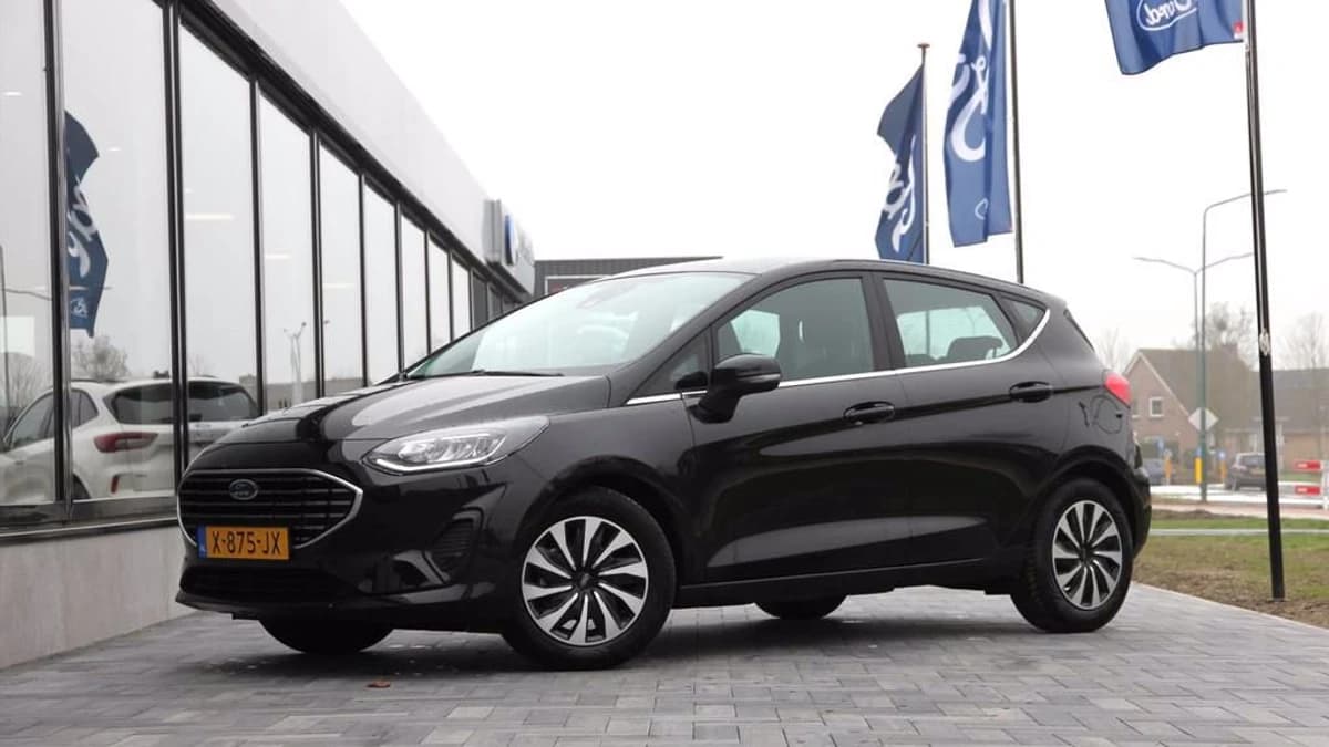 Ford Fiesta — foto 1