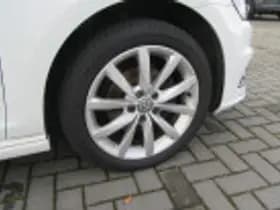 Volkswagen Golf thumbnail 63