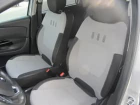 Renault Captur thumbnail 15