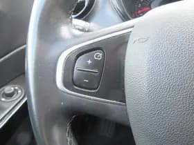 Renault Captur thumbnail 24