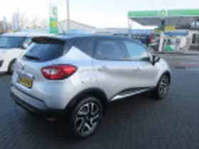 Renault Captur thumbnail 38