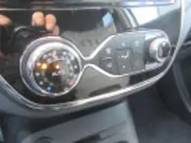 Renault Captur thumbnail 48