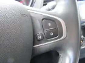 Renault Captur thumbnail 53