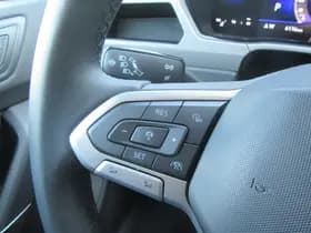 Volkswagen Touran thumbnail 30