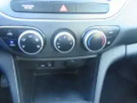 Hyundai I10 thumbnail 43