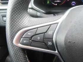 Renault Captur thumbnail 30