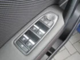 Renault Captur thumbnail 79