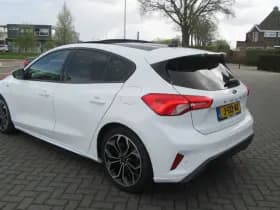 Ford Focus thumbnail 11