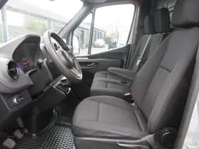 Mercedes-Benz Sprinter thumbnail 26