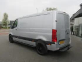 Mercedes-Benz Sprinter thumbnail 35