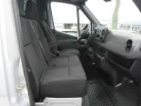 Mercedes-Benz Sprinter thumbnail 53