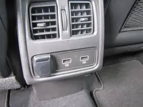 Renault Captur thumbnail 32