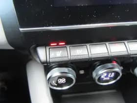 Renault Captur thumbnail 26