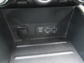 Renault Captur thumbnail 61