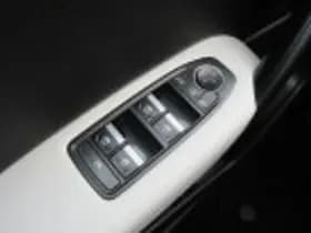 Renault Captur thumbnail 62