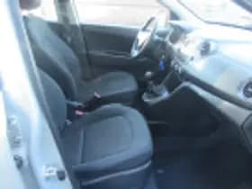 Hyundai i10 thumbnail 50