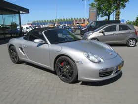 Porsche Boxster thumbnail 2
