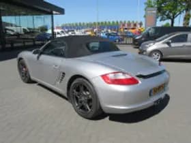 Porsche Boxster thumbnail 4