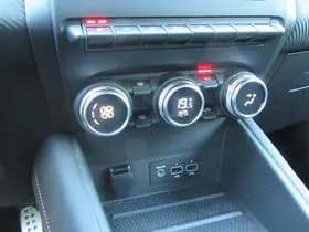 Renault Captur thumbnail 28