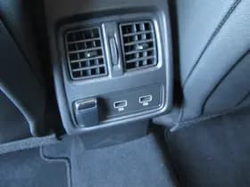 Renault Captur thumbnail 34