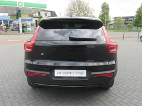 Volvo EX40 thumbnail 13