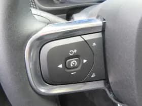 Volvo EX40 thumbnail 26