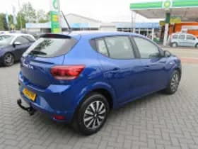 Dacia Sandero thumbnail 3
