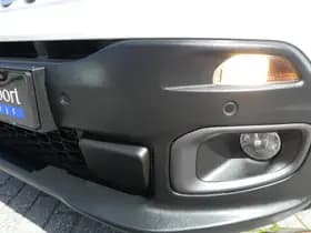 Jeep Renegade 1.4 MultiAir 140PK Limited thumbnail 25