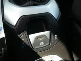 Jeep Renegade 1.4 MultiAir 140PK Limited thumbnail 29