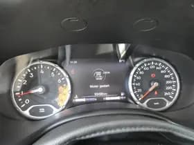 Jeep Renegade 1.4 MultiAir 140PK Limited thumbnail 32