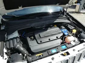 Jeep Renegade 1.4 MultiAir 140PK Limited thumbnail 34