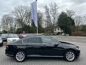 Volkswagen Passat 1.4 TSI GTE 218PK Connected Series thumbnail 5