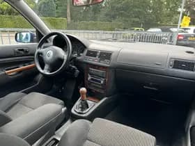 Volkswagen Golf 2.8 V6 4Motion 5drs thumbnail 15