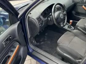 Volkswagen Golf 2.8 V6 4Motion 5drs thumbnail 18