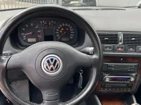 Volkswagen Golf 2.8 V6 4Motion 5drs thumbnail 21