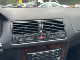 Volkswagen Golf 2.8 V6 4Motion 5drs thumbnail 22