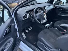 DS 3 1.2 PureTech 110PK So Chic thumbnail 11