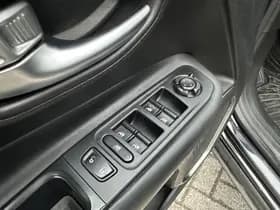 Jeep Renegade 1.4 MultiAir 170PK Automaat Limited AWD thumbnail 18