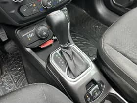 Jeep Renegade 1.4 MultiAir 170PK Automaat Limited AWD thumbnail 23