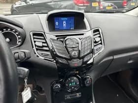 Ford Fiesta 1.0 EcoBoost Titanium thumbnail 14