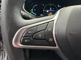 Renault Clio 1.6 E-Tech Hybrid 140 Business Zen thumbnail 23