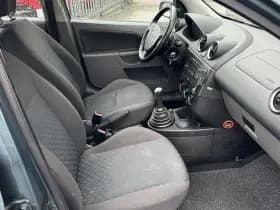 Ford Fiesta 1.4 16V First Edition 5drs thumbnail 11