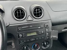 Ford Fiesta 1.4 16V First Edition 5drs thumbnail 16