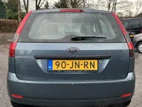 Ford Fiesta 1.4 16V First Edition 5drs thumbnail 8