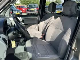 Renault Kangoo 1.6 16V Privilège thumbnail 14