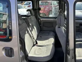 Renault Kangoo 1.6 16V Privilège thumbnail 10