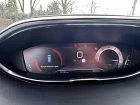 Peugeot 3008 1.2 PureTech GT Line thumbnail 24